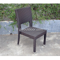Chaise en osier blanche de meubles artificiels extérieurs